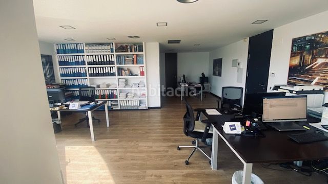 Foto 92d91895-d301-4013-b56b-390e44e24e38. Estudi amb calefacció piscina a Valdemarín Madrid