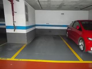 Autoparkplatz  Carrer de salou. Parking vigilado