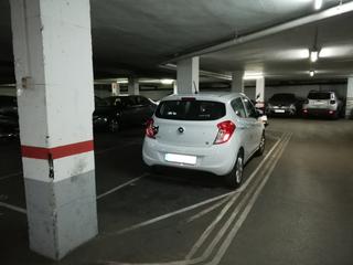 Autoparkplatz  Carrer del mariscal cabanes. Plaza parking para coche pequeo