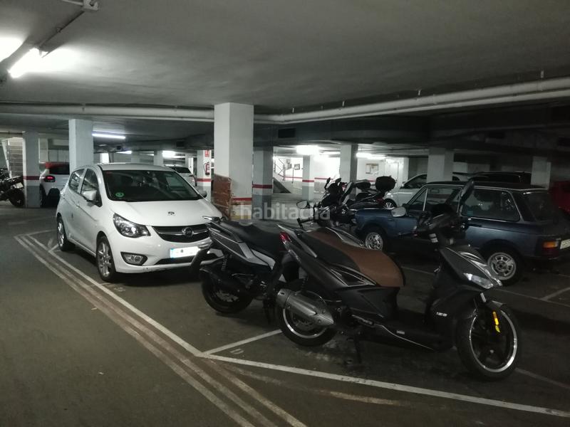 Foto 9bb7518d-7287-40bf-a87f-d449bd01eb49. Posto auto in Artigues Badalona