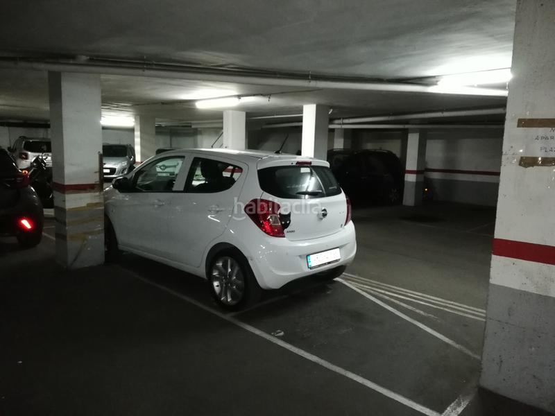 Foto b456a573-49f6-4766-9d5c-ade4c0defc17. Posto auto in Artigues Badalona