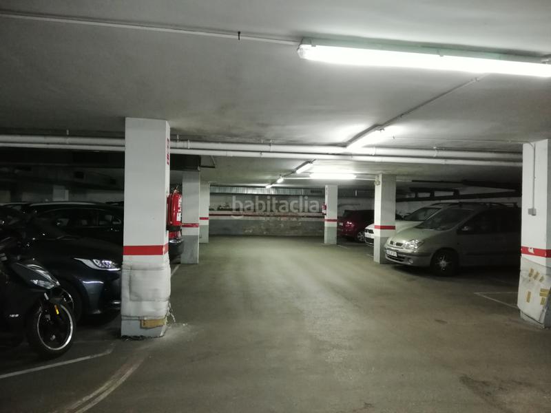 Foto e94176e6-fc49-471a-89db-983e08603580. Posto auto in Artigues Badalona