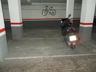 Autoparkplatz  Carrer de batista i roca. Coche pequeo o motos