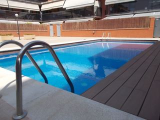 Duplex  Carrer del general weyler. Duplex con piscina comunitaria