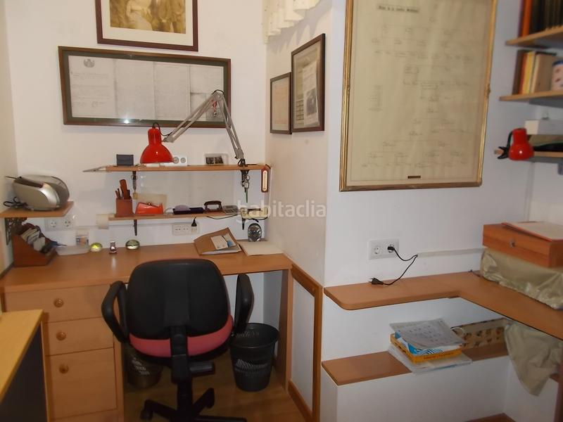 Foto d6f0f1da-4ee7-4755-ba13-08431b7b274e. Piso en Centre Badalona