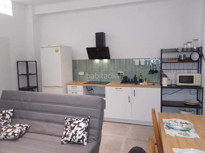 Foto 20a6b520-0e8c-4d87-ae9d-3580e0bc7cce. Alquiler estudio alquiler estudio de 3 habitaciones Llefià, en Badalona