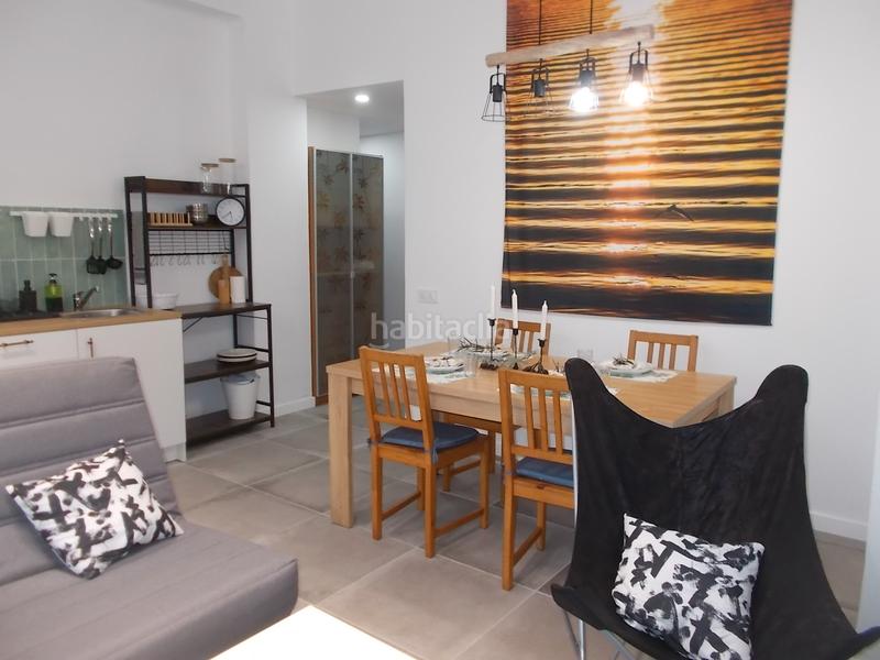 Foto a9def135-11e1-42c6-a11f-b1ad19ce23a2. Alquiler estudio alquiler estudio de 3 habitaciones Llefià, en Badalona