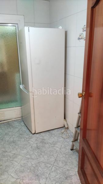 Foto 35e190b6-c0f1-4e7d-9a2f-1ba5daf914f6. Pis amb aparcament a Progrés - Pep Ventura Badalona