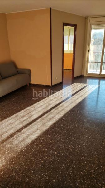 Foto 63cd8f74-2617-4678-9052-267e5bcef516. Pis amb aparcament a Progrés - Pep Ventura Badalona