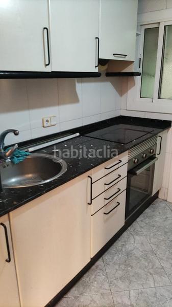 Foto a5f75c79-070d-43f0-9bbc-10f5651473bc. Pis amb aparcament a Progrés - Pep Ventura Badalona