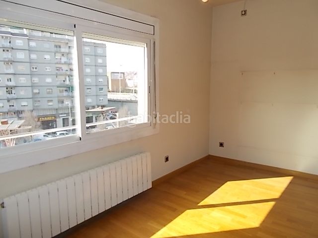 Foto ffad3f65-8f5c-4c38-a2e2-9620f7c5a427. Pis amb calefacció a La Salut Badalona