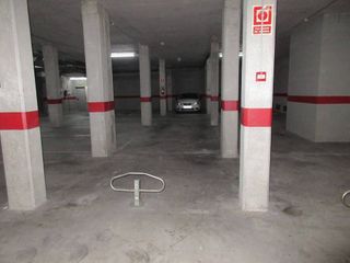 Parking coche en Riera Seca. Plazas de aparcamiento en venta en mollet del valles, zona can p