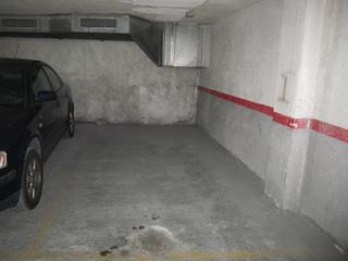 Aparcament cotxe a Hostal. Plaza de parking en venta en la calle corró de granollers. es un