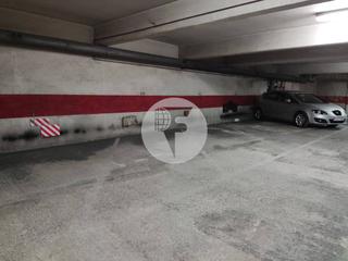 Aparcament cotxe a Centre. Plaza de parking en venta en mollet del vallès para vehículo de