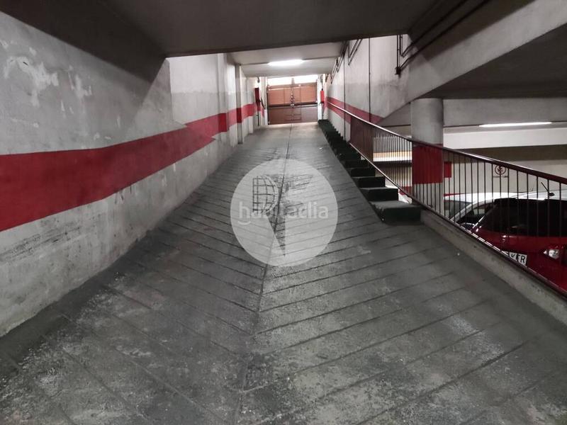 Foto 3c09a955-3ac9-4d4a-9c64-02dc5ab89913. Autoparkplatz in Centre Mollet del Vallès