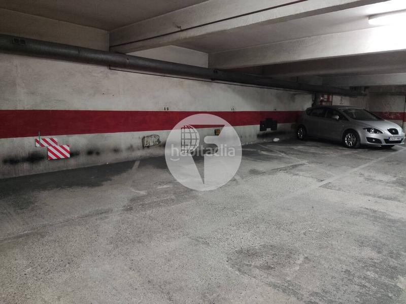 Foto d0e45e1d-4835-4618-afcd-40237142ccea. Autoparkplatz in Centre Mollet del Vallès