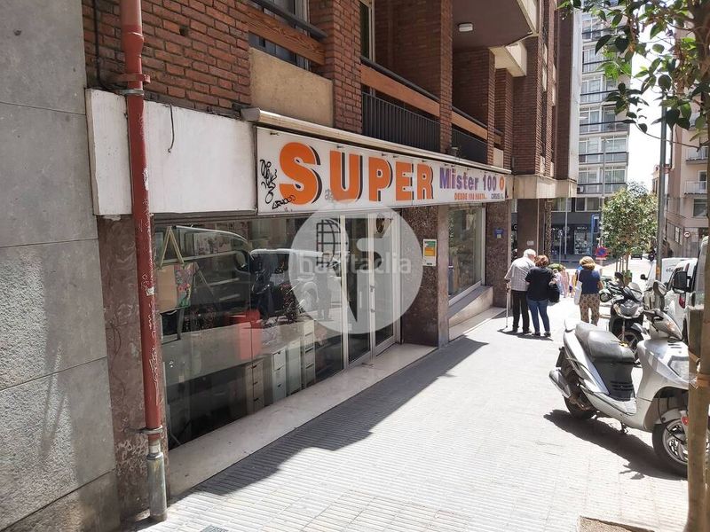 Foto 06f6054a-d8c2-4f9f-a873-c1b8fd96f768. Local comercial a La Salut Barcelona
