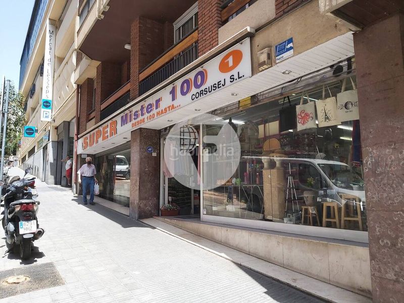 Foto 65ef87b6-062b-4220-8444-08b37bf5f815. Local comercial a La Salut Barcelona