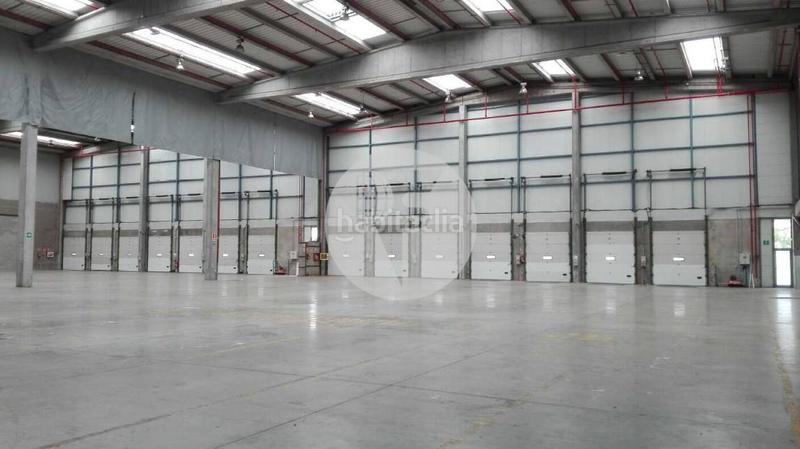 Foto 3b07b709-73b2-40d4-9690-9367063d572b. Location bâtiment à usage industriel dans Zona Franca - Port Barcelona