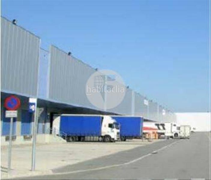 Foto 69747267-a4dd-40d0-bebd-e80875beb8ad. Rent industrial building in Zona Franca - Port Barcelona
