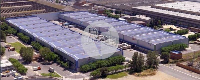 Foto d7f0ebad-cb8e-45a0-a1a0-8ffe2bfdf5fb. Rent industrial building in Zona Franca - Port Barcelona