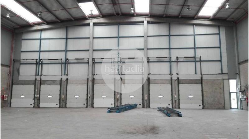 Foto fe273d77-82c7-478f-8691-3a16384dd175. Rent industrial building in Zona Franca - Port Barcelona
