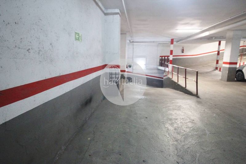 Foto 519681a7-374a-4b37-a1df-dbb019ab99d9. Aparcament cotxe a La Sagrera Barcelona