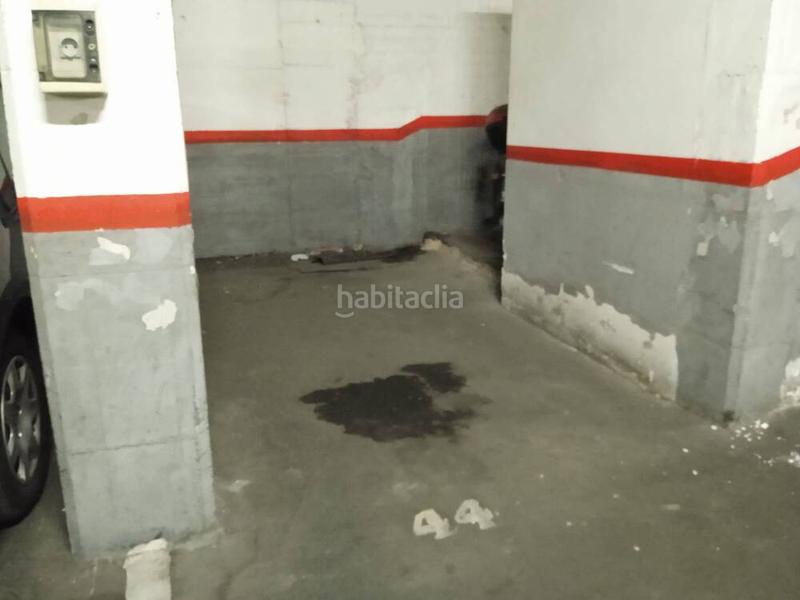 Foto 212a8fbd-9a9e-46bb-8c05-c11f42429db0. Autoparkplatz in Montesa Esplugues de Llobregat