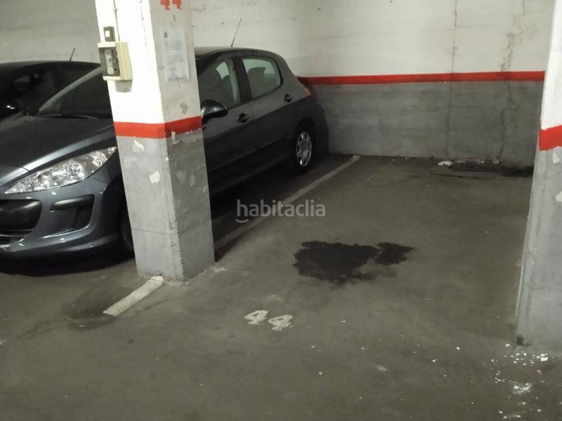 Foto 785aa9dd-0589-45d0-a718-5cc79803f440. Autoparkplatz in Montesa Esplugues de Llobregat