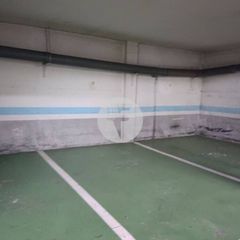 Parking coche en Tres Torres