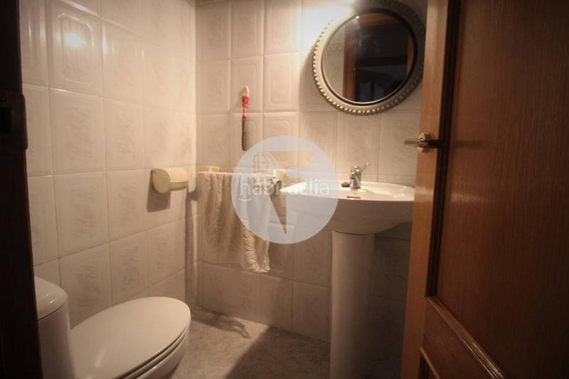 Foto 03db7fa1-2814-4cd2-98e8-07c7d5aa6794. Casa adossada amb calefacció aparcament a Sant Celoni