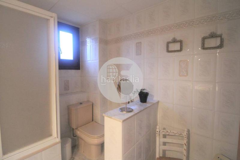 Foto 33c4d94b-4bb3-4475-9d57-e5b8ef70d94d. Casa adossada amb calefacció aparcament a Sant Celoni