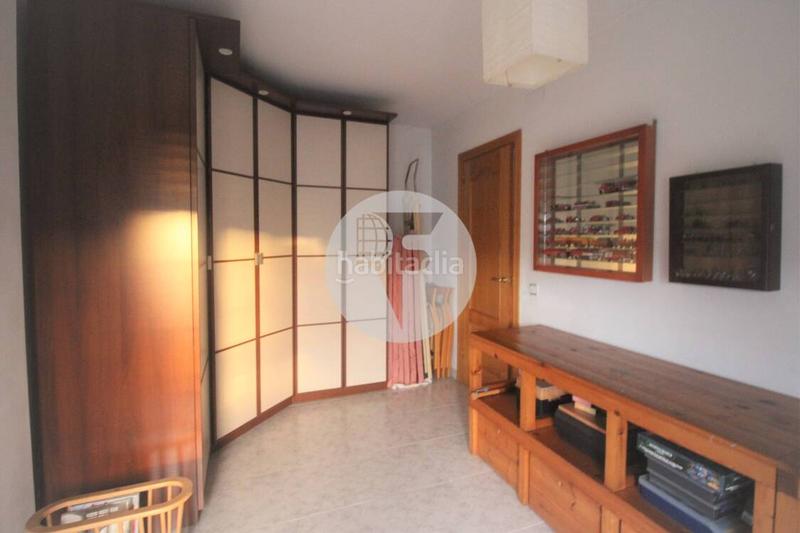 Foto 948b871b-ed35-4530-974b-186eaea99ea3. Casa adossada amb calefacció aparcament a Sant Celoni