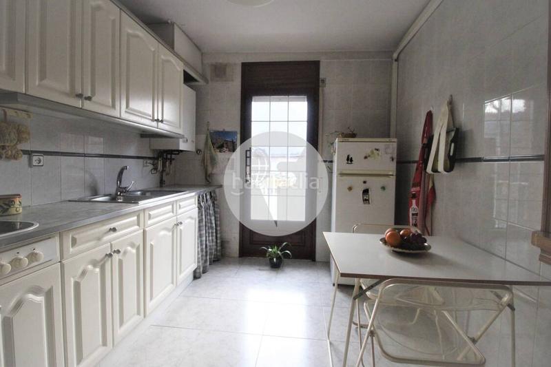 Foto e97fde4c-9700-4188-83b5-ae09372657d1. Casa adossada amb calefacció aparcament a Sant Celoni