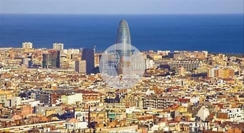 Foto e3dc05fc-7c97-40c3-9b8a-86500177007d. Locale commerciale con riscaldamento in El Clot Barcelona