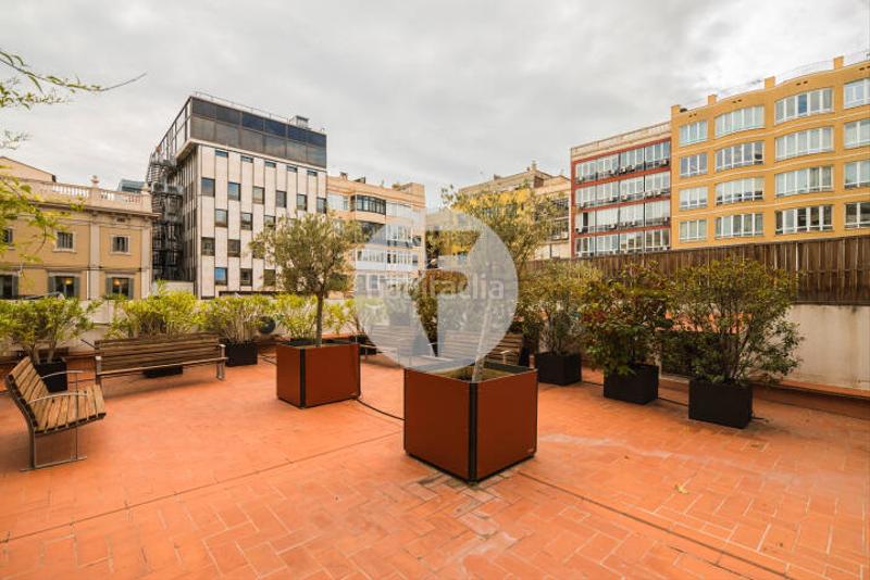 Foto a408a000-4884-4dd7-bed4-4a413b2cdf55. Rent business premise in Dreta de l´Eixample Barcelona