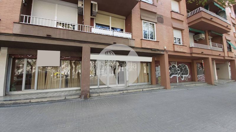 Foto d44844be-f267-4b5c-870b-bafe86cfd129. Local comercial a Font de la Guatlla Barcelona