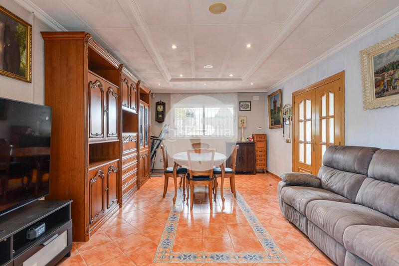 Foto 29b9f715-8431-4c46-ac72-76cfd667f856. Haus mit heizung parking pool in Can Palet de Vista Alegre Terrassa