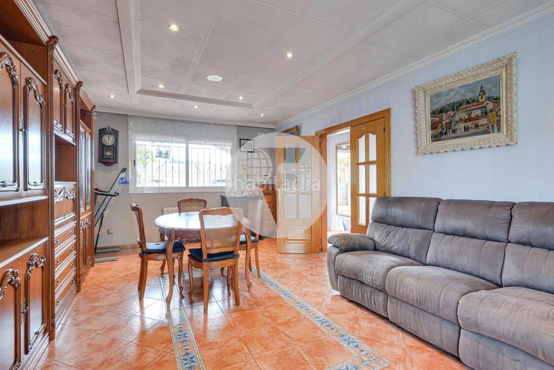 Foto 29e6622d-df3f-45f9-b663-ea6dd2f73c19. Haus mit heizung parking pool in Can Palet de Vista Alegre Terrassa