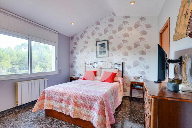 Foto 5b723713-55f5-4573-8dde-ffde9557e013. Haus mit heizung parking pool in Can Palet de Vista Alegre Terrassa