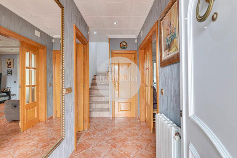 Foto 8f8af691-3f52-4e9a-91cc-cfde8625b60d. Haus mit heizung parking pool in Can Palet de Vista Alegre Terrassa