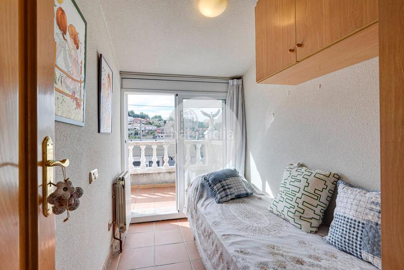 Foto fdc68134-f53e-40f4-91d9-029feb1ab68c. Haus mit heizung parking pool in Can Palet de Vista Alegre Terrassa