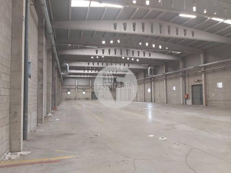 Foto 6dcd0b38-7034-48c0-a3bc-b18a8dbb7318. Location bâtiment à usage industriel dans Granvia LH Hospitalet de Llobregat (L´)