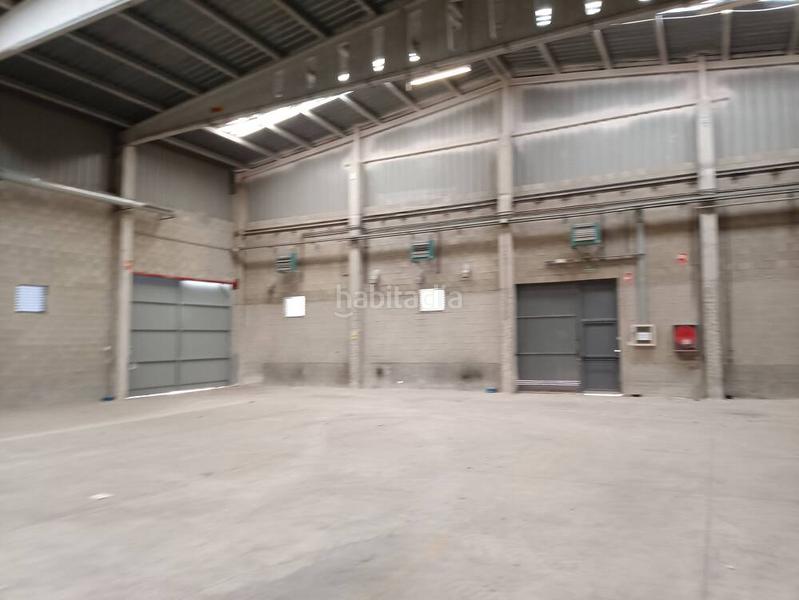 Foto 3eb88e40-9312-4fc1-8bfe-24ded49be93e. Rent industrial building in Granvia LH Hospitalet de Llobregat (L´)