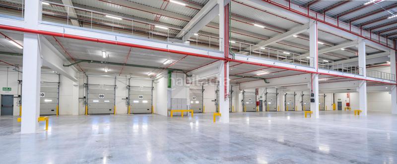 Foto 13effc00-355b-4079-b94f-cd7aa2f7ab8f. Alquiler nave industrial nave logística en alquiler situada en el poligono industrial la borda del municipio , barcelona.nave logística en Caldes de Montbui