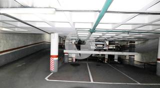 Aparcament cotxe a Barri de les Corts. Plaza de parking en venta en la calle novell, barrio de les cort