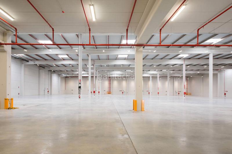 Foto 571547e7-135e-4bbc-a535-ab74963d6ffc. Location bâtiment à usage industriel dans señorío de Illescas Illescas