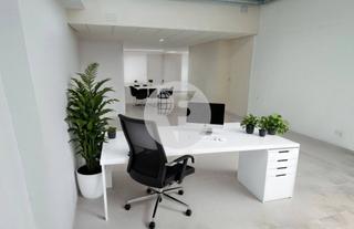 Local Comercial a Son Armadams. Local comercial de 126 m en  va principal de son armadams