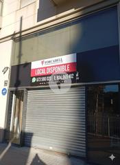 Rent Business premise in Sant Antoni. Local comercial esquinero en alquiler en el distrito del eixampl