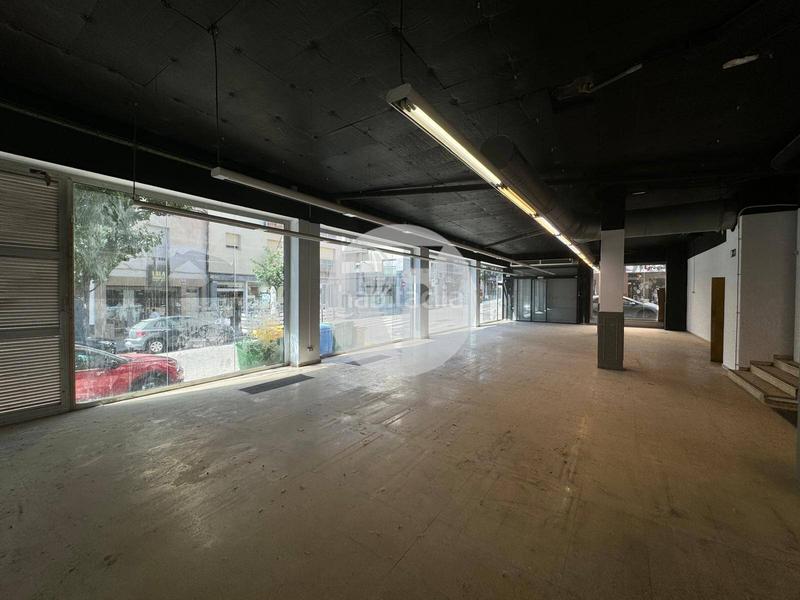 Foto 1fc1a024-1293-4862-aee6-8aa806e42567. Location local commercial dans San Pere Terrassa